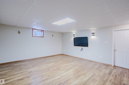 535 Pardee Bay Bay, Edmonton, AB - Indoor Photo Showing Basement