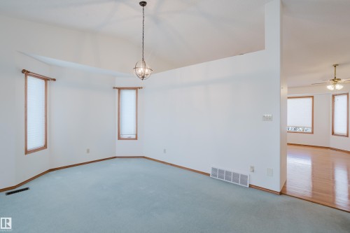 535 Pardee Bay Bay, Edmonton, AB - Indoor Photo Showing Other Room