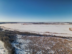 A view of the lake that is near by! - 