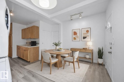 Virtually staged - 9848 87 Avenue, Edmonton, AB - Indoor Photo Showing Dining Room