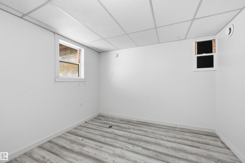 9848 87 Avenue, Edmonton, AB - Indoor Photo Showing Other Room
