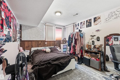 9848 87 Avenue, Edmonton, AB - Indoor With Storage