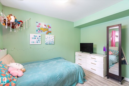 29 Laydon Drive, St. Albert, AB - Indoor Photo Showing Bedroom