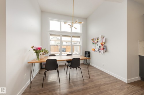 22341 93A Avenue, Edmonton, AB - Indoor Photo Showing Other Room