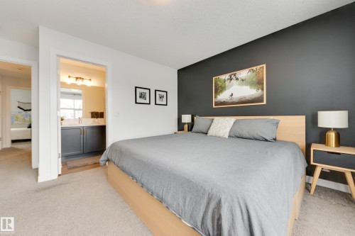 22341 93A Avenue, Edmonton, AB - Indoor Photo Showing Bedroom