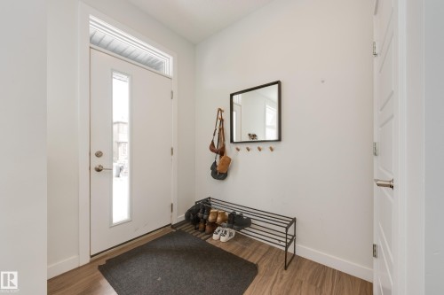 22341 93A Avenue, Edmonton, AB - Indoor Photo Showing Other Room