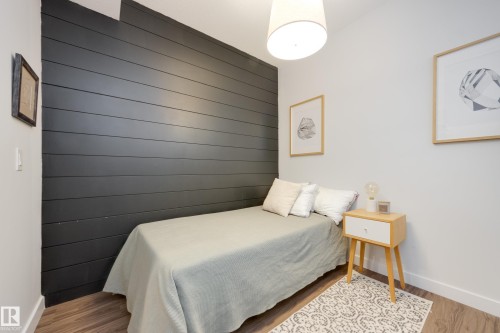 22341 93A Avenue, Edmonton, AB - Indoor Photo Showing Bedroom