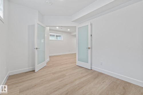 10038 142 Street, Edmonton, AB - Indoor Photo Showing Other Room