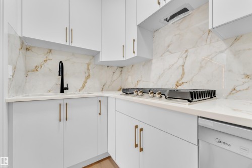 127 24 Street, Edmonton, AB - Indoor Photo Showing Kitchen