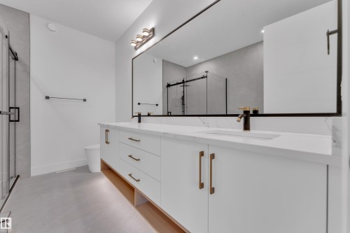 127 24 Street, Edmonton, AB - Indoor