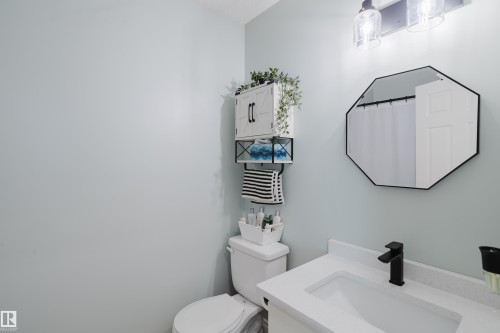 310 8907 106A Avenue, Edmonton, AB - Indoor Photo Showing Bathroom