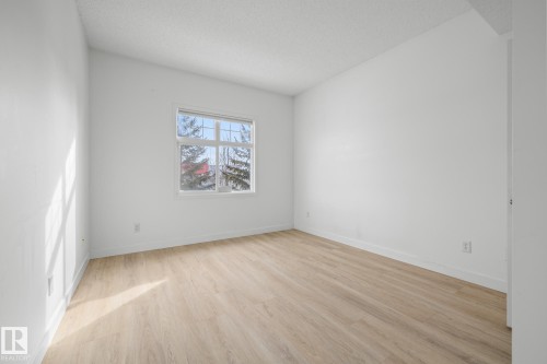 2 1179 Summerside Drive, Edmonton, AB - Indoor Photo Showing Other Room