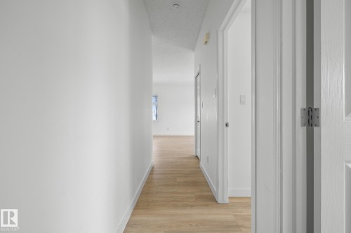 2 1179 Summerside Drive, Edmonton, AB - Indoor Photo Showing Other Room
