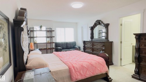 21 7110 Keswick Common, Edmonton, AB - Indoor Photo Showing Bedroom