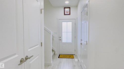 21 7110 Keswick Common, Edmonton, AB - Indoor Photo Showing Other Room