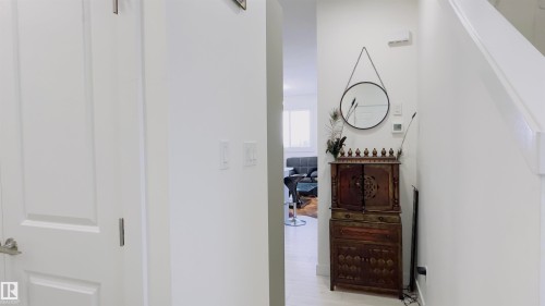 21 7110 Keswick Common, Edmonton, AB - Indoor Photo Showing Other Room