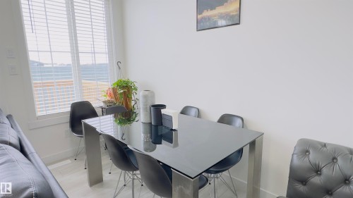 21 7110 Keswick Common, Edmonton, AB - Indoor