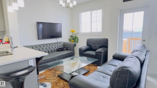 21 7110 Keswick Common, Edmonton, AB - Indoor