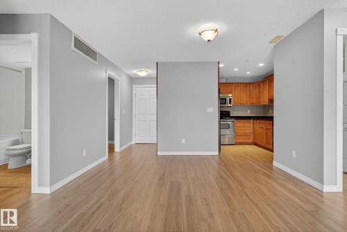 314 12110 106 Avenue, Edmonton, AB - Indoor Photo Showing Kitchen