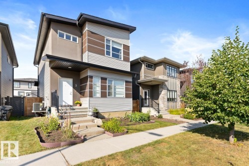 3 Kenton Way, Spruce Grove, AB - Outdoor With Facade