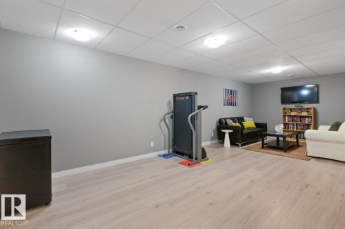 3 Kenton Way, Spruce Grove, AB - Indoor