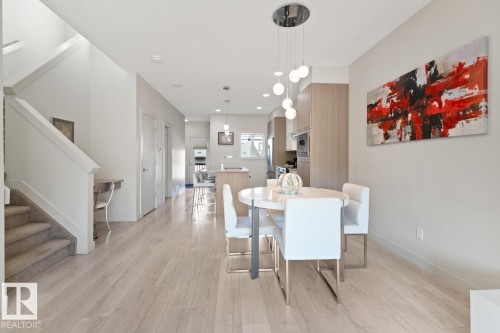 3 Kenton Way, Spruce Grove, AB - Indoor Photo Showing Dining Room