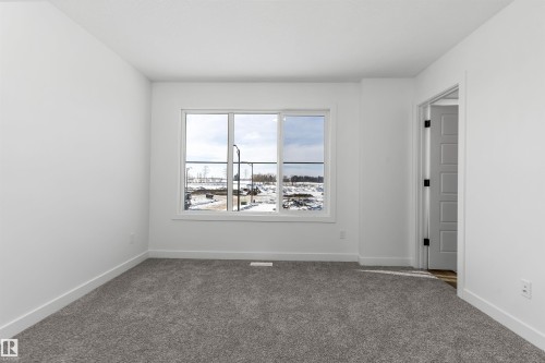 1008 14 Avenue, Edmonton, AB - Indoor Photo Showing Other Room