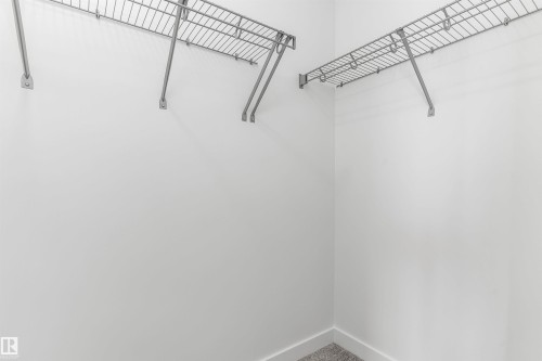 1008 14 Avenue, Edmonton, AB - Indoor With Storage