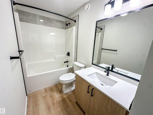 107 Brickyard Drive, Stony Plain, AB - Indoor Photo Showing Bathroom
