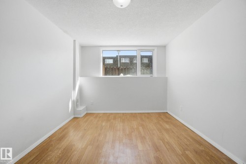 3321 107 Avenue, Edmonton, AB - Indoor Photo Showing Other Room