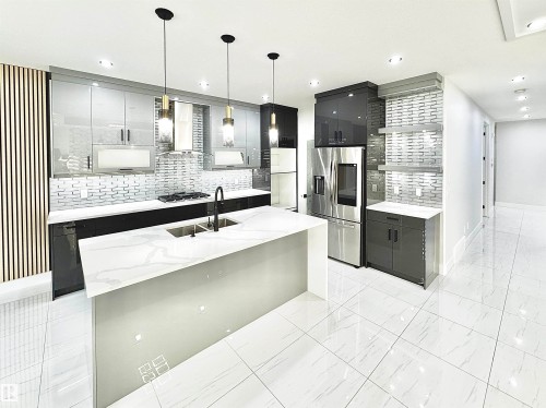 1836 22 Street, Edmonton, AB - Indoor Photo Showing Kitchen With Upgraded Kitchen