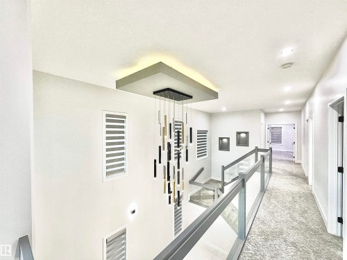 1836 22 Street, Edmonton, AB - Indoor Photo Showing Other Room