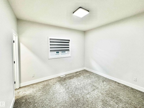 1836 22 Street, Edmonton, AB - Indoor Photo Showing Other Room