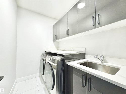 1836 22 Street, Edmonton, AB - Indoor Photo Showing Laundry Room