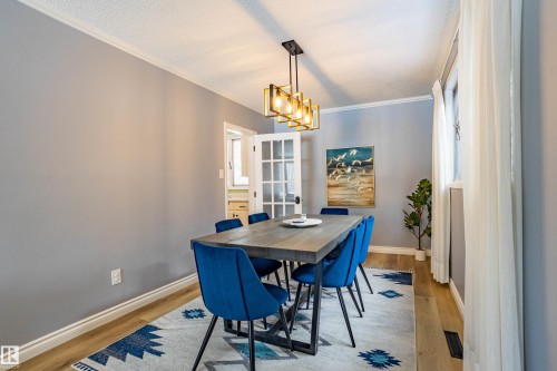 38 Gresham Boulevard, St. Albert, AB - Indoor Photo Showing Dining Room