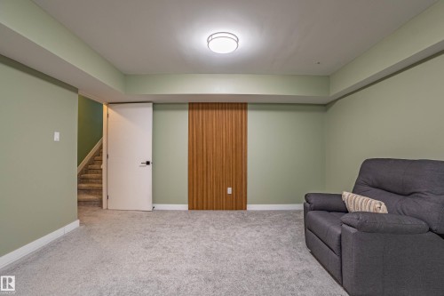 38 Gresham Boulevard, St. Albert, AB - Indoor Photo Showing Other Room