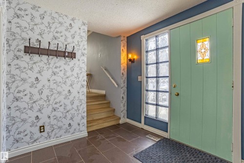 38 Gresham Boulevard, St. Albert, AB - Indoor Photo Showing Other Room