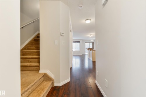 114 Hartwick Loop, Spruce Grove, AB - Indoor Photo Showing Other Room