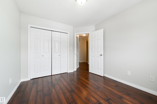 114 Hartwick Loop, Spruce Grove, AB - Indoor Photo Showing Other Room