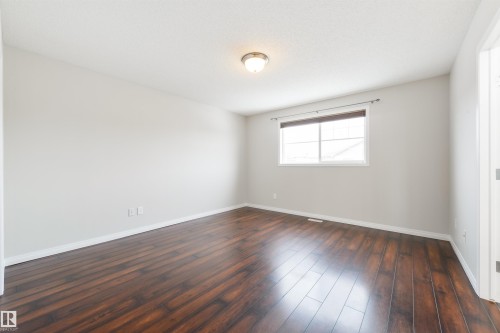 114 Hartwick Loop, Spruce Grove, AB - Indoor Photo Showing Other Room