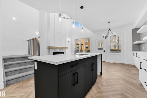 3608 40 Avenue, Beaumont, AB - Indoor Photo Showing Kitchen