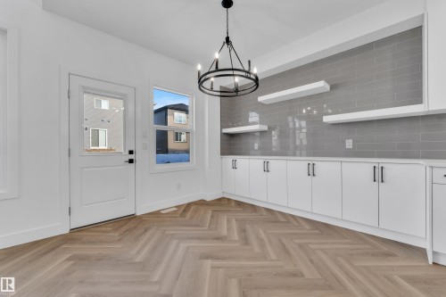 3608 40 Avenue, Beaumont, AB - Indoor Photo Showing Other Room