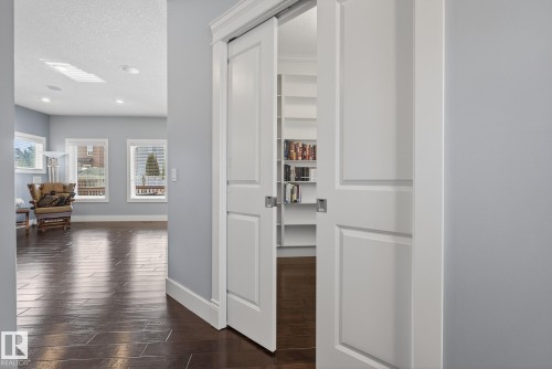 1519 Chapman Way, Edmonton, AB - Indoor Photo Showing Other Room