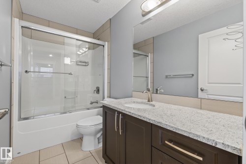 1519 Chapman Way, Edmonton, AB - Indoor Photo Showing Bathroom