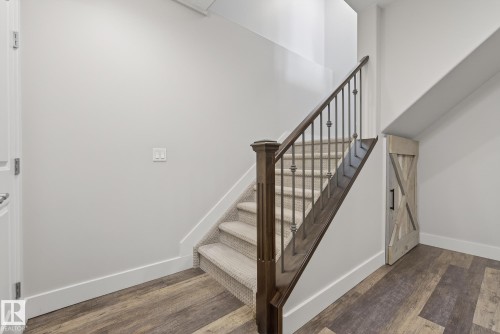 1519 Chapman Way, Edmonton, AB - Indoor Photo Showing Other Room