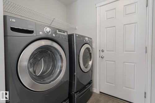 31 20 Augustine Crescent, Sherwood Park, AB - Indoor Photo Showing Laundry Room