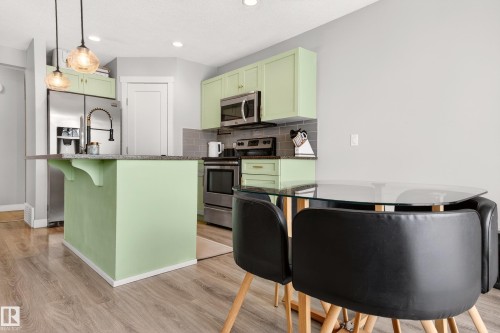 48 Sierra Wynd, Fort Saskatchewan, AB - Indoor Photo Showing Kitchen With Stainless Steel Kitchen