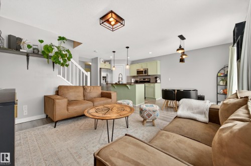 48 Sierra Wynd, Fort Saskatchewan, AB - Indoor Photo Showing Living Room