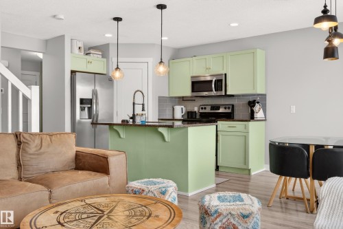 48 Sierra Wynd, Fort Saskatchewan, AB - Indoor