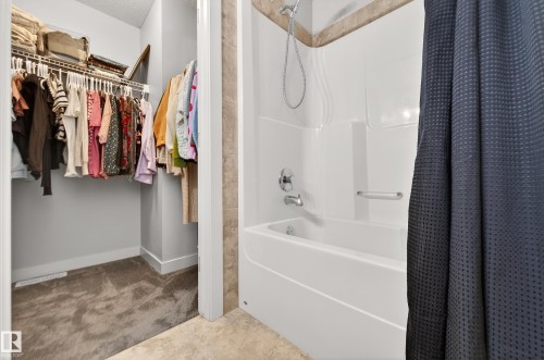48 Sierra Wynd, Fort Saskatchewan, AB - Indoor Photo Showing Bathroom